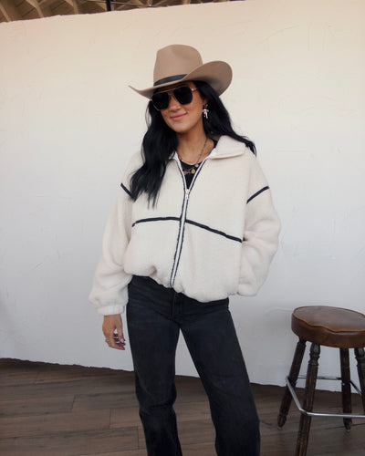 Morning Chill Sherpa Jacket - Off White