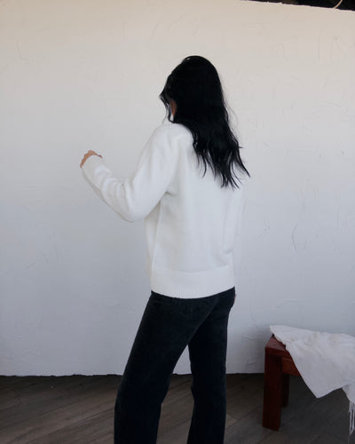Everyday Essential Sweater - Snow White