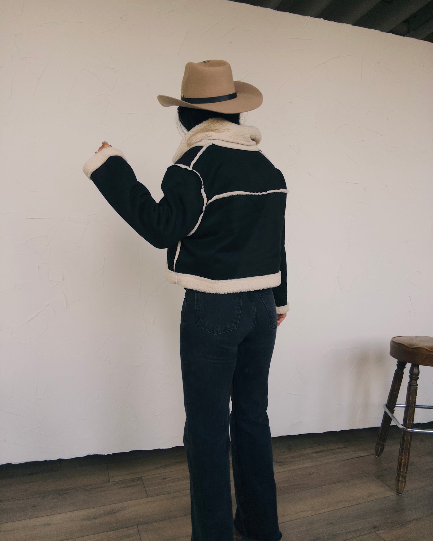 Reversible Suede Jacket - Black/Cream