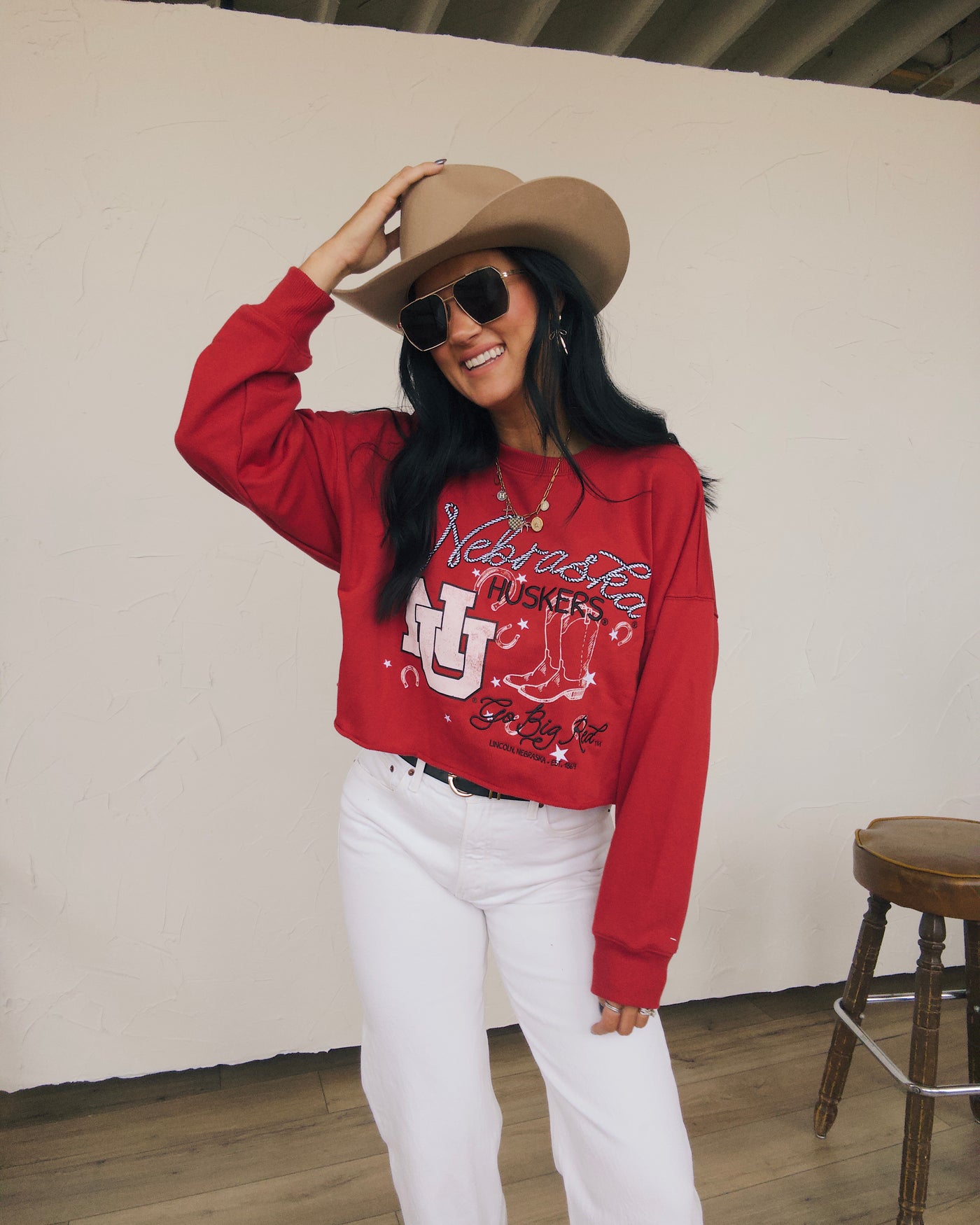 Nebraska Lasso Cropped Crew - Red