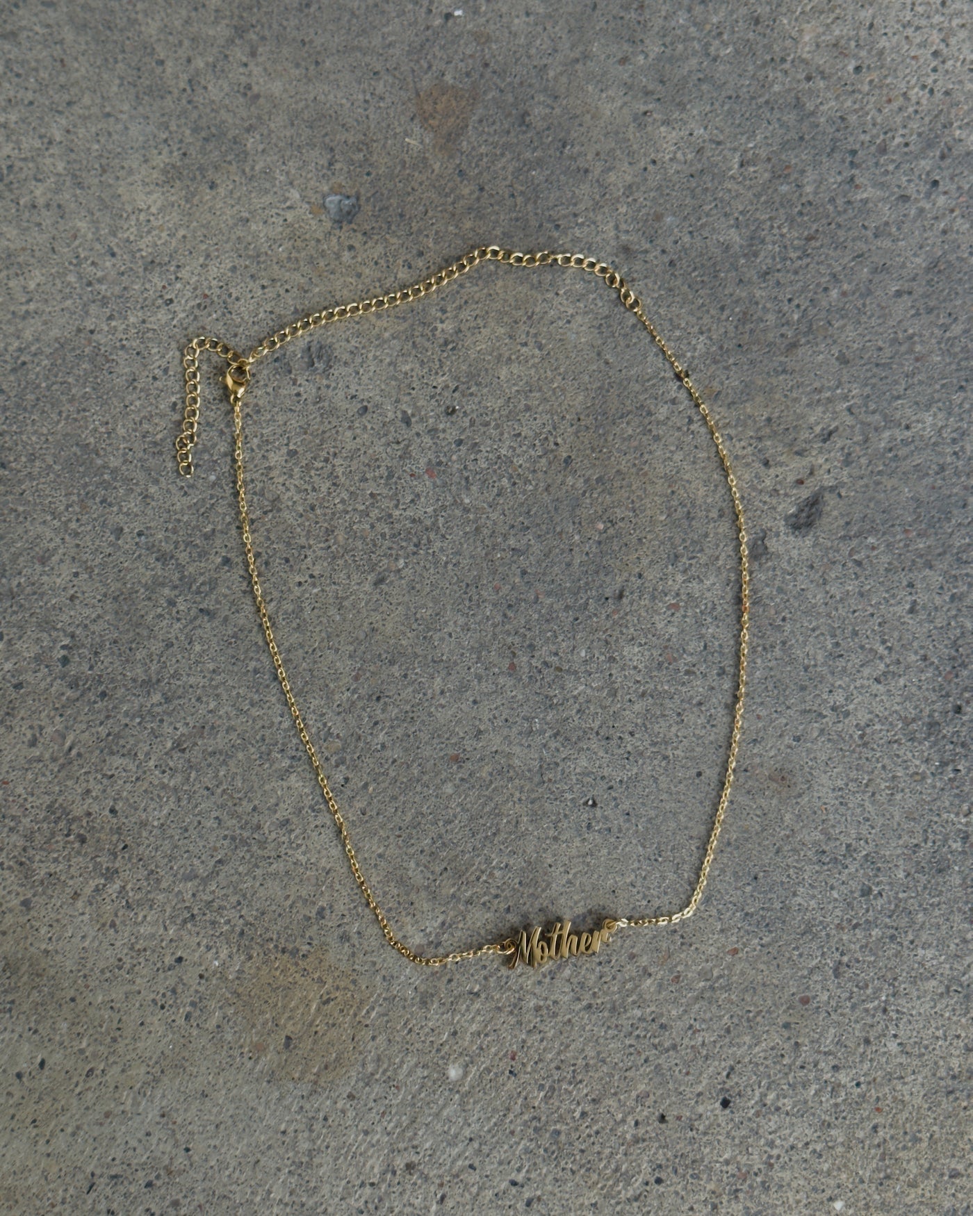 Mother Necklace - Gold