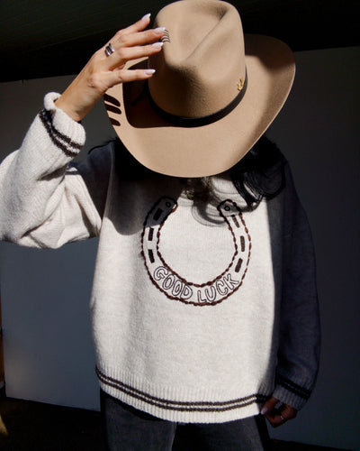 Good Luck Horseshoe Sweater - Oatmeal