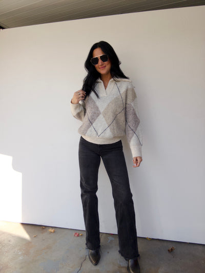 The Aspen Argyle Sweater - Oatmeal