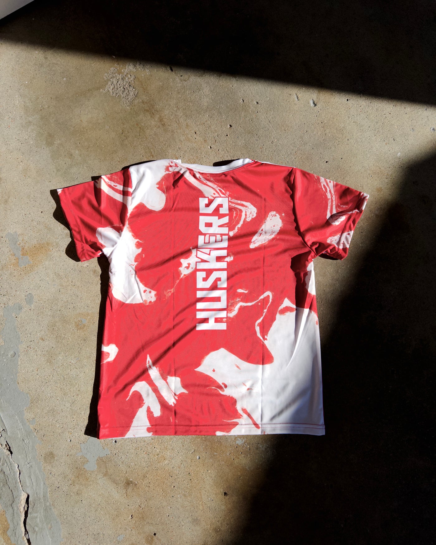 Youth Huskers Marble Tee - Red