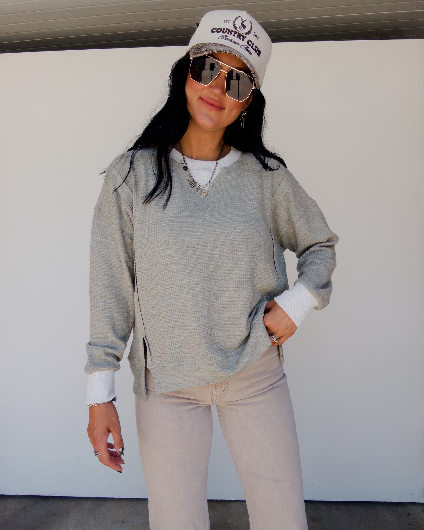 The Pebble Pullover - Olive