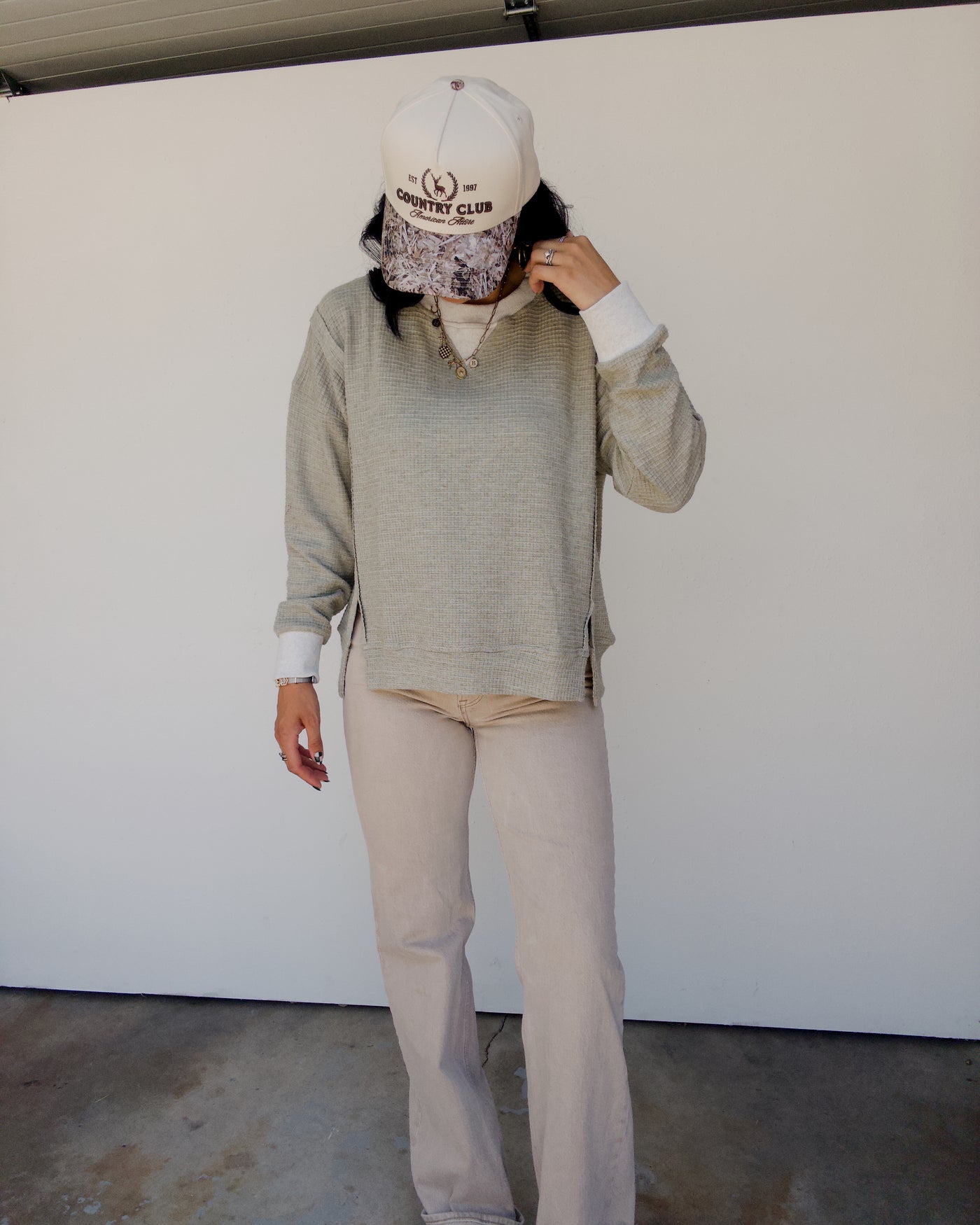 The Pebble Pullover - Olive