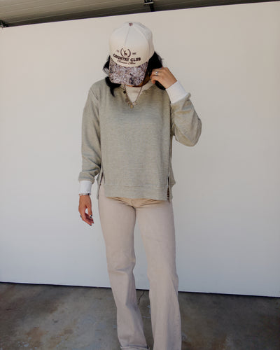 The Pebble Pullover - Olive