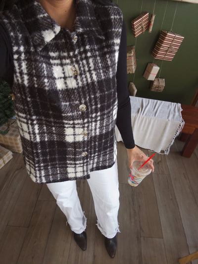 Maplewood Boucle Vest - Black