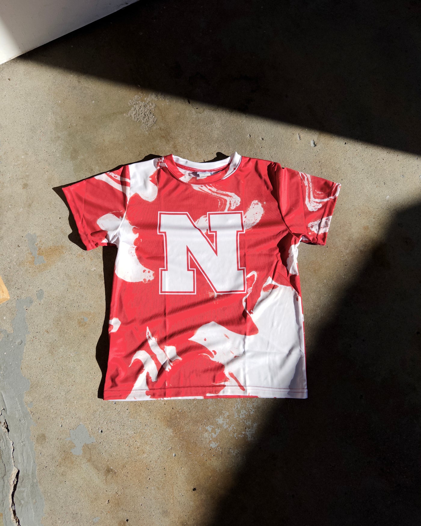 Youth Huskers Marble Tee - Red