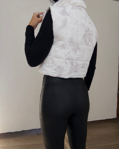 Wild Terrain Cropped Vest - Camo