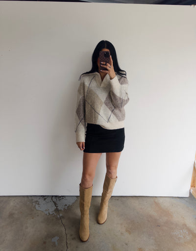 The Aspen Argyle Sweater - Oatmeal