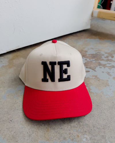 NE Puff Hat - Cream/Red