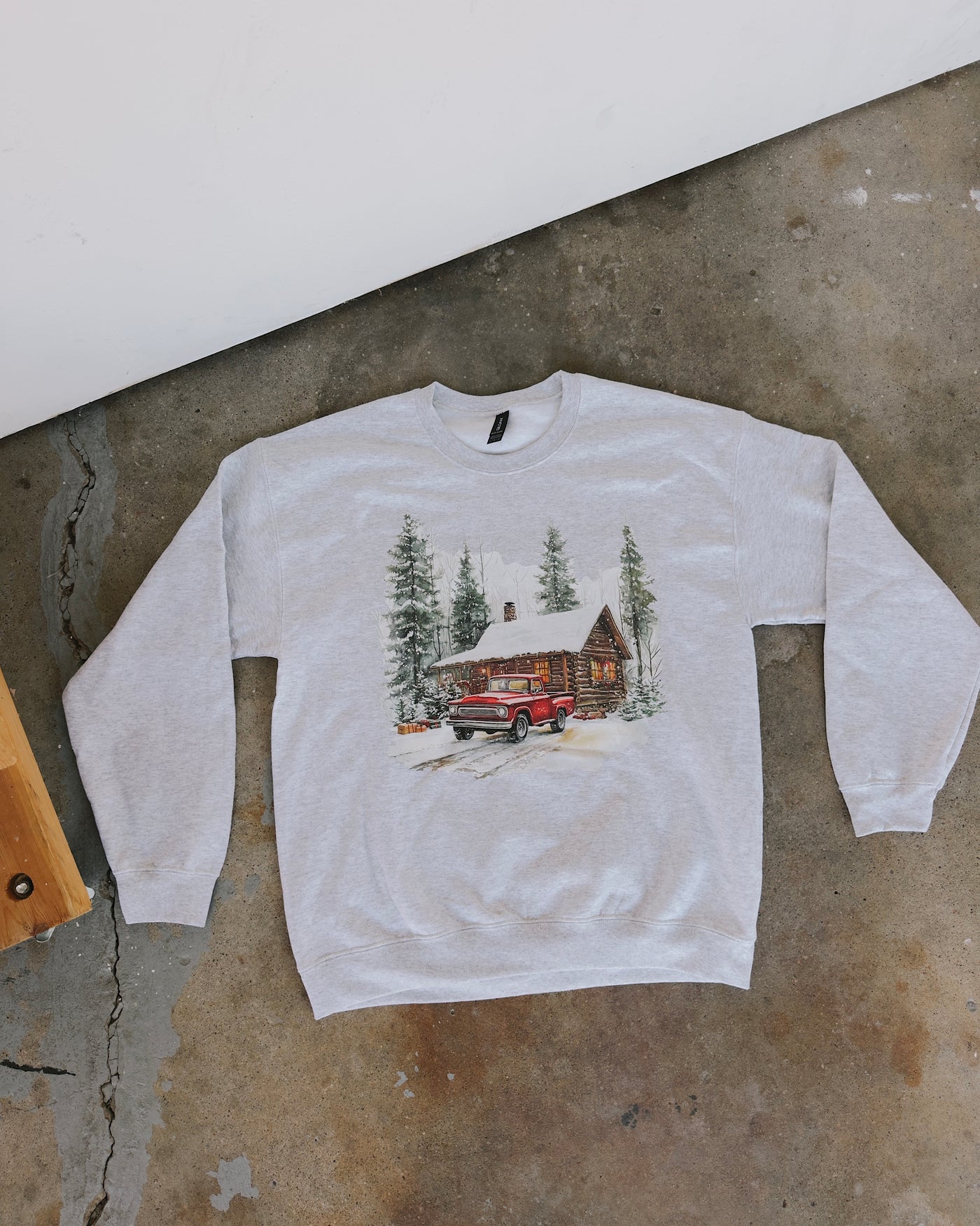 Vintage Winter Pickup Sweatshirt - Ash