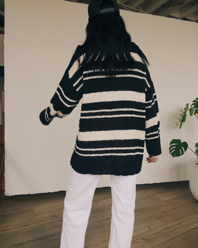 Neutral Oversized Sweater - Black/Ivory