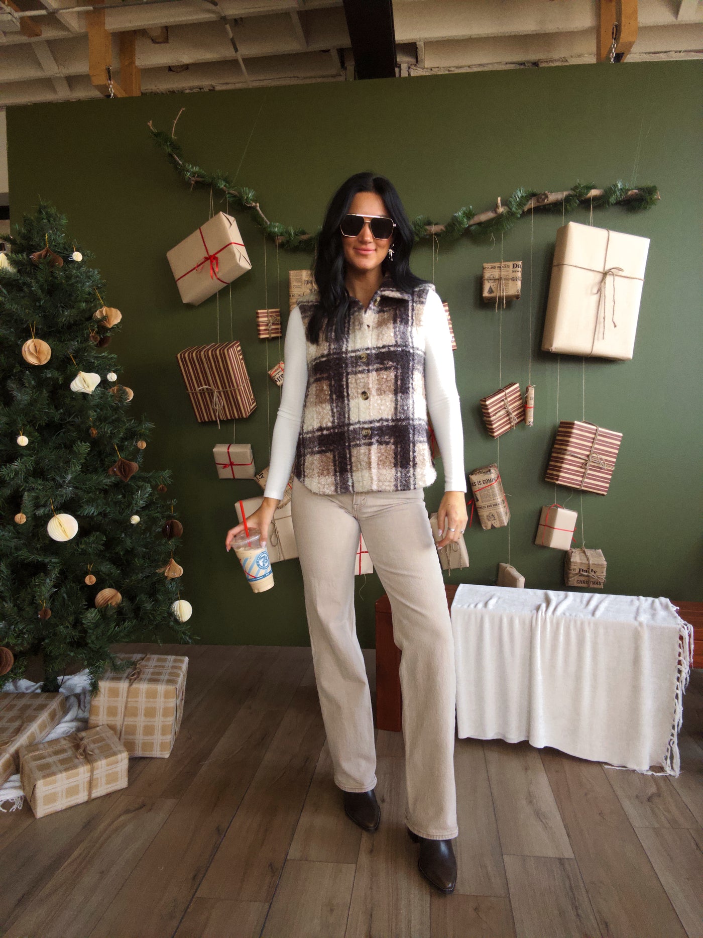 Maplewood Boucle Vest - Mocha