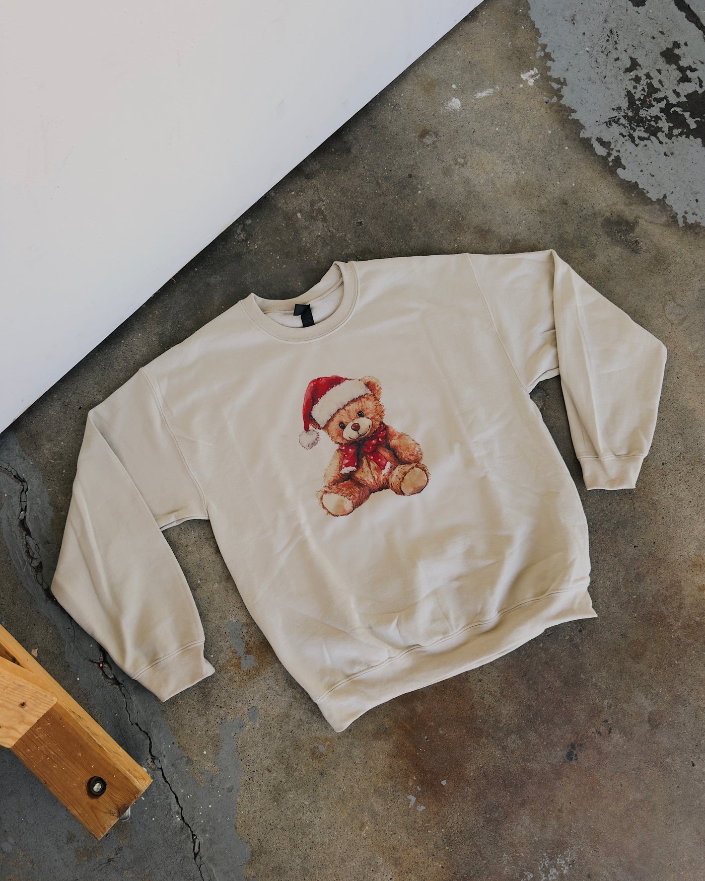 Christmas Teddy Sweatshirt - Sand