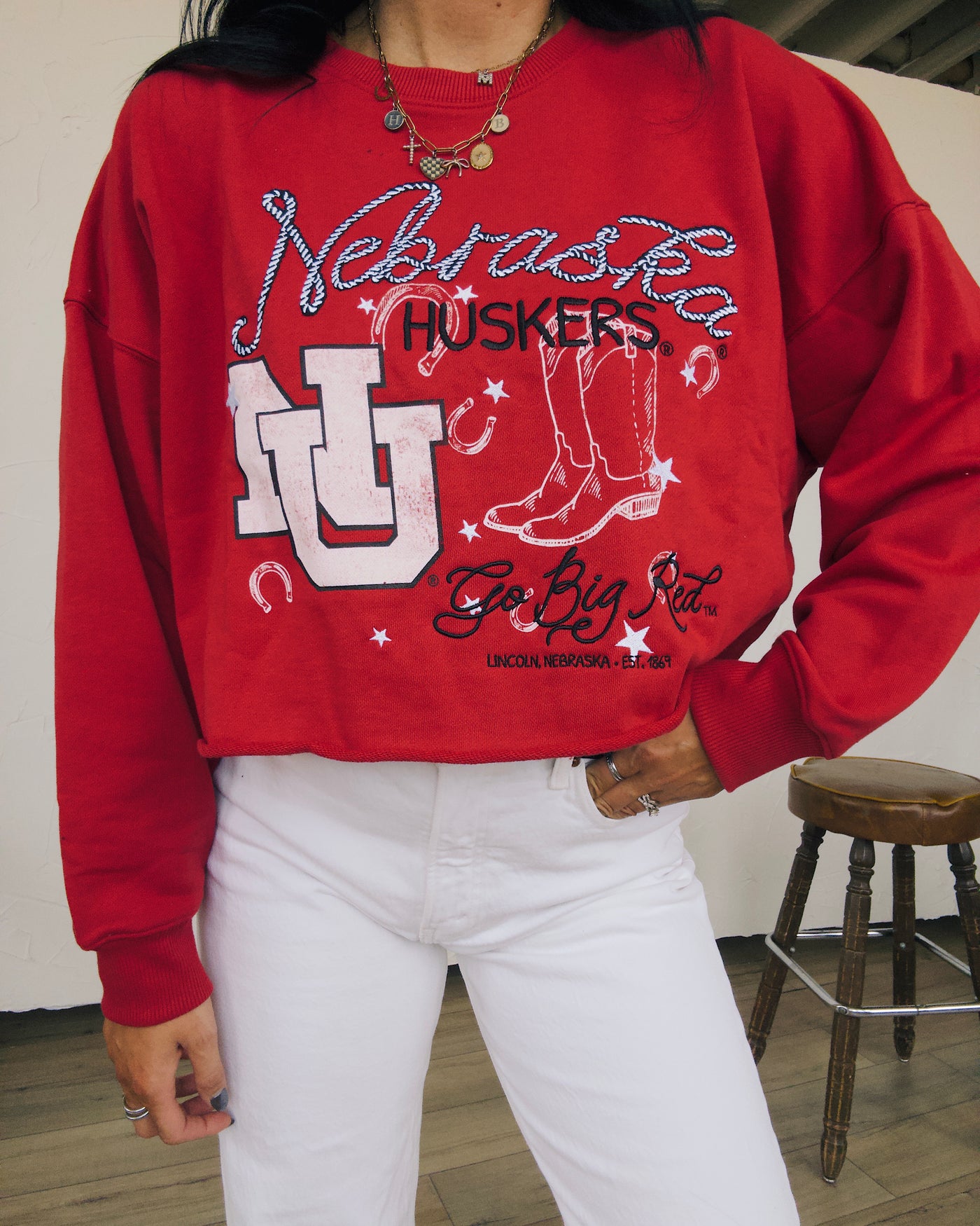 Nebraska Lasso Cropped Crew - Red
