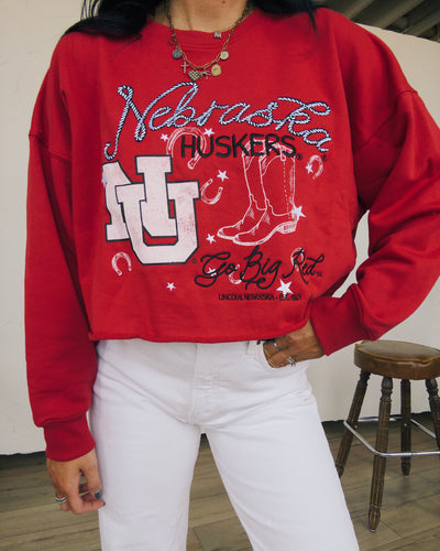 Nebraska Lasso Cropped Crew - Red