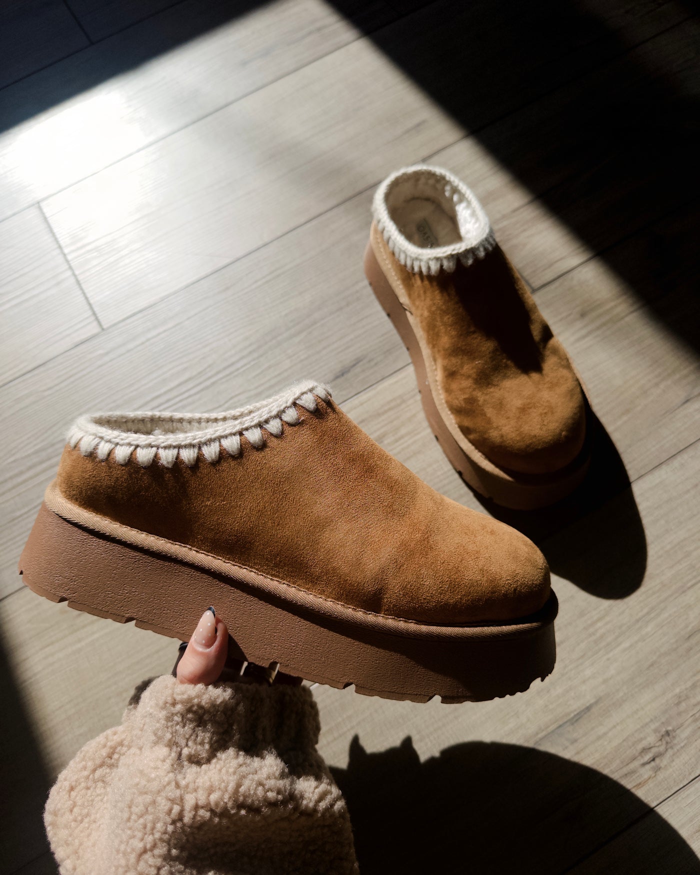 Brandi Platform Mule - Camel